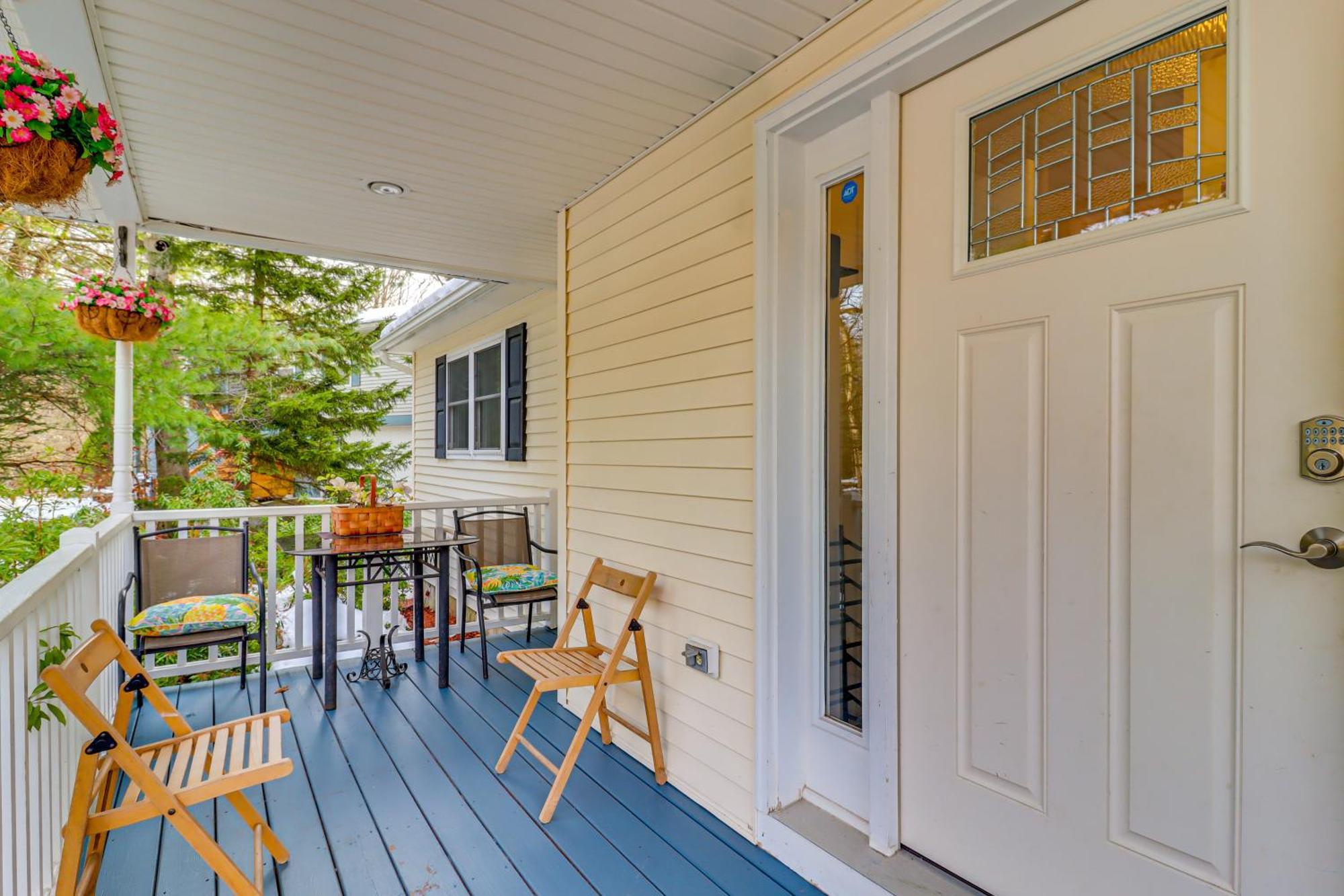 Holiday home Poconos Farms Escape With Fire Pit And Private Hot Tub Tobyhanna